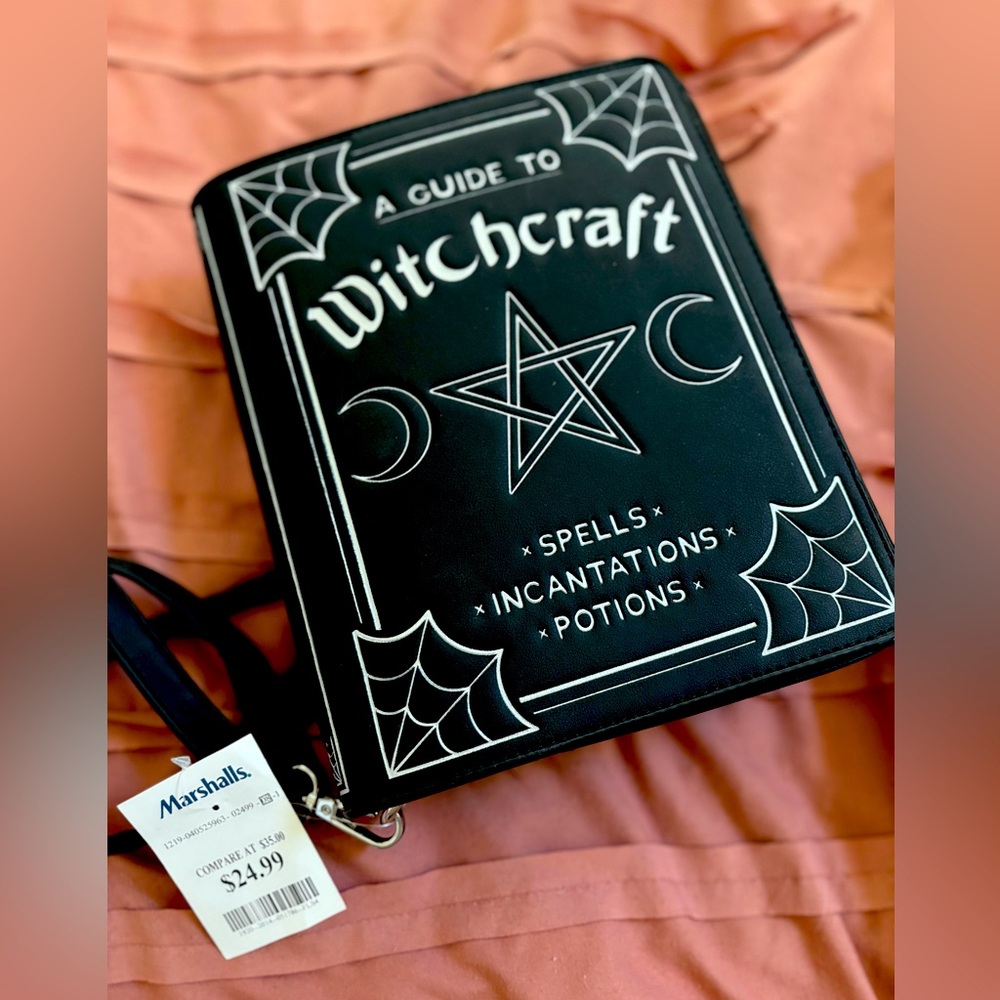 NWT “A Guide to Witchcraft” Spellbook Crossbody